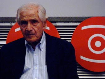 07 Papatakis.JPG